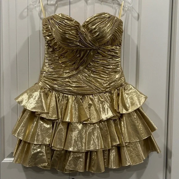 Cache Metallic Gold Evening Dress - Picture 6 of 10